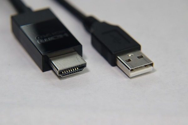 use cable to cast to TV without wifi 