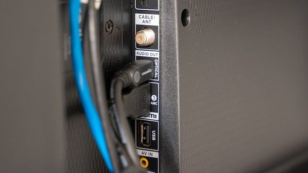 connectHDMI cable to vizio tv