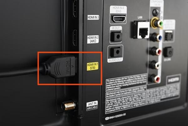 connect hdmi cable