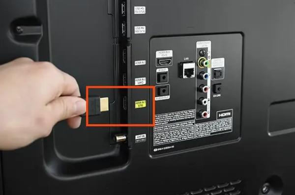 Connect the HDMI Cable